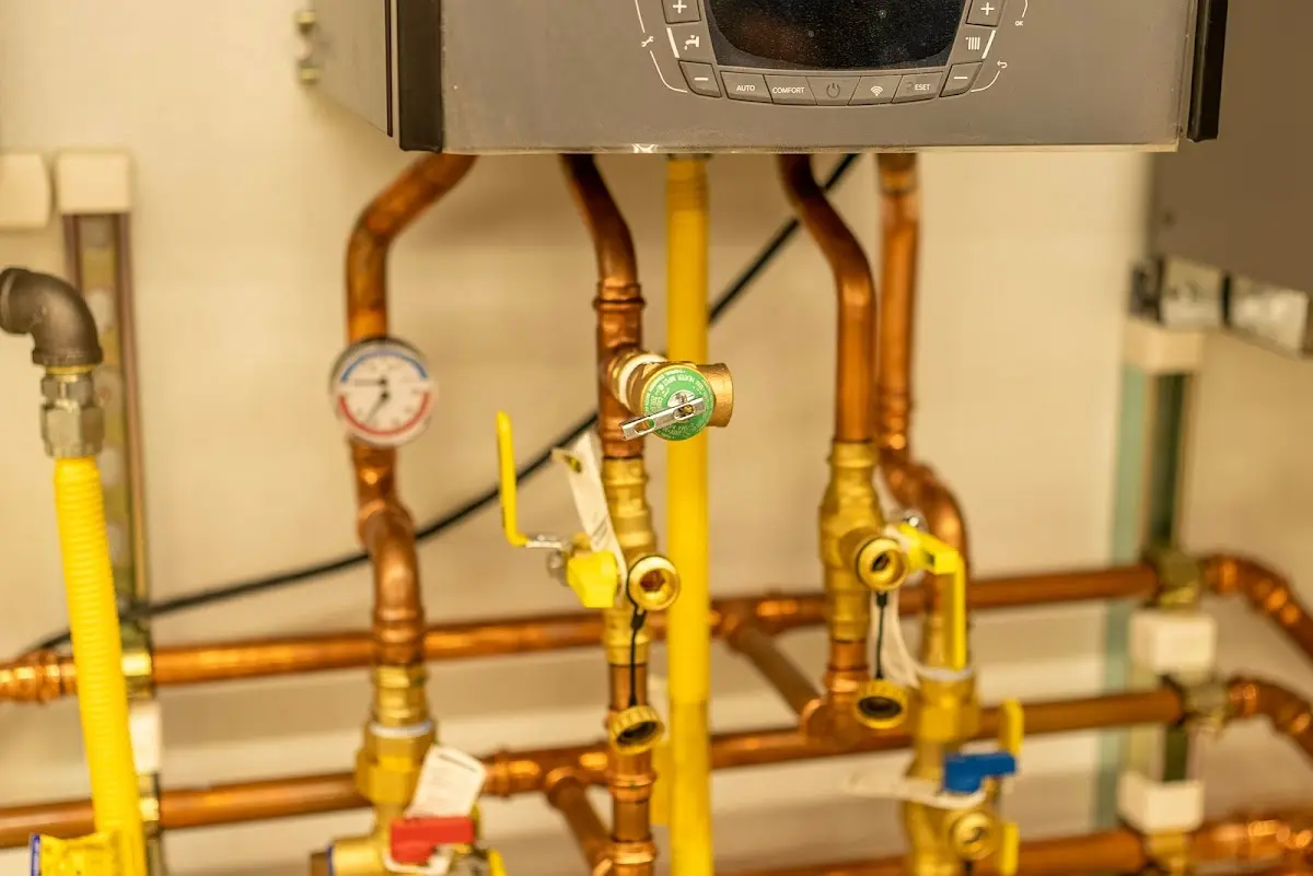 Licensed technician providing Emergency Plumbing for a homeowner in Owensboro